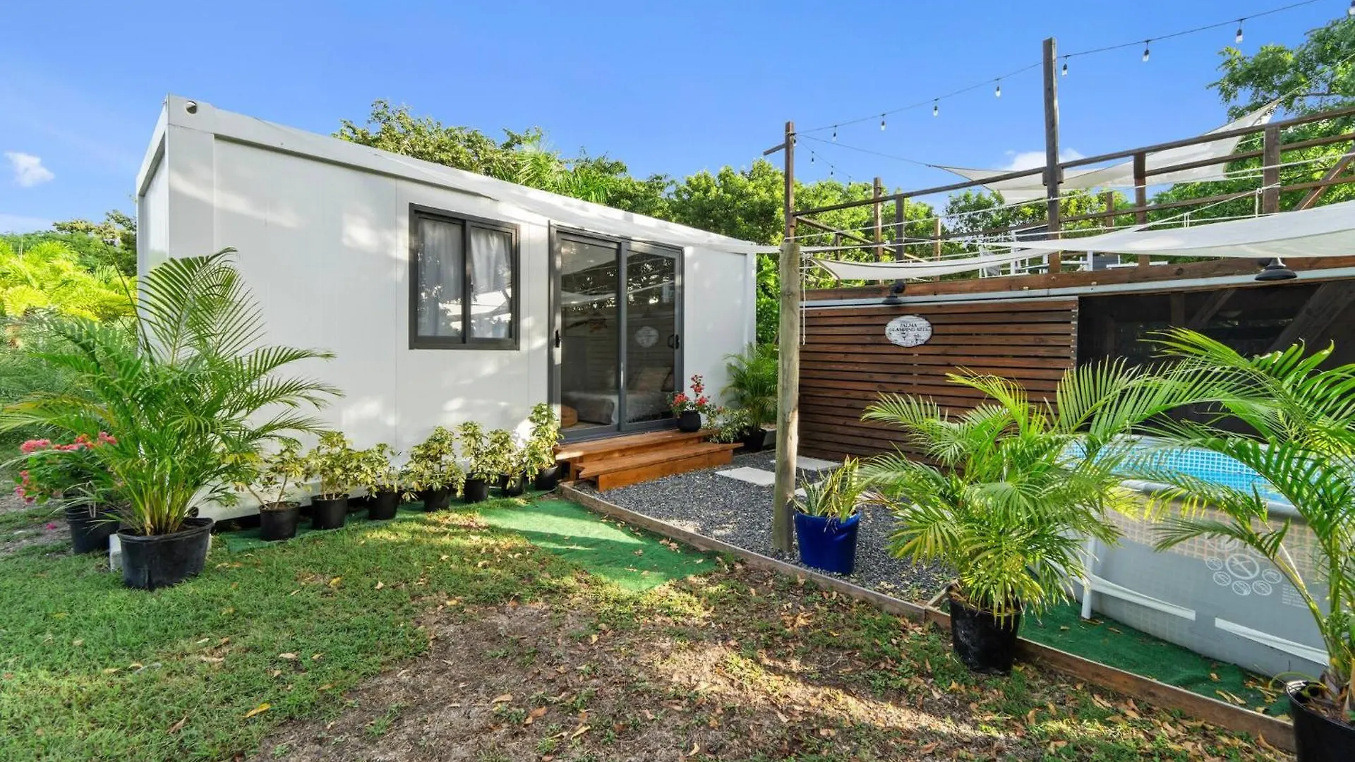 Kontakte von Las Palmas Cottage - Serene Eco Retreat